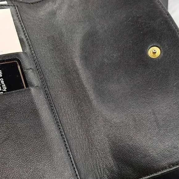 Chanel Caviar Interlocking CC Logo  TriFold Wallet - Picture 16 of 16